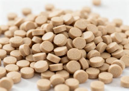 Puhtam ja ohutum käsitsemine resortsinool (R)-35-ga